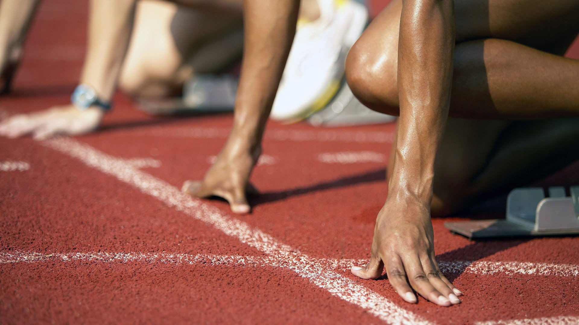 布伦森绝境爆发诠释巨星本色，国王队狂胜广厦展现统治级实力