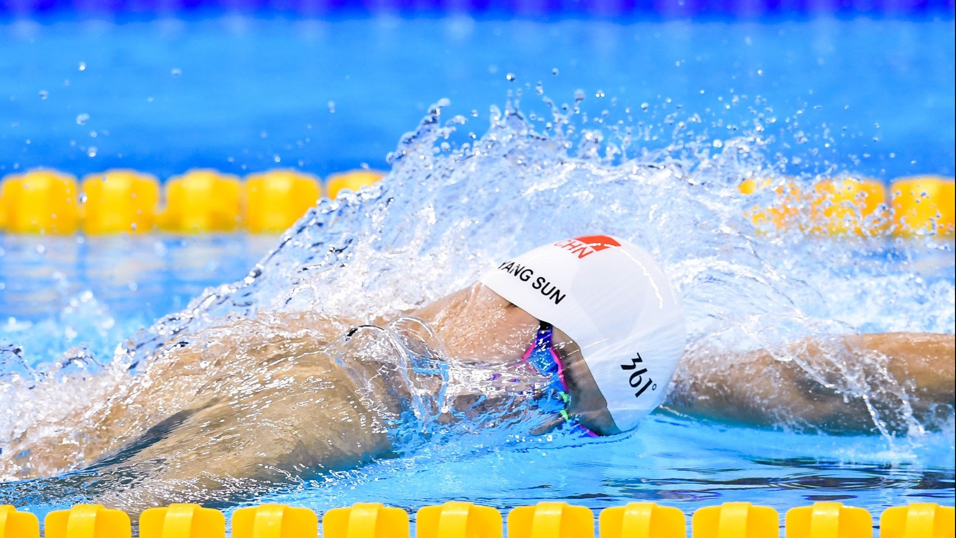 篮网单节风暴击穿太阳，布伦森欧冠决赛上演王者接管