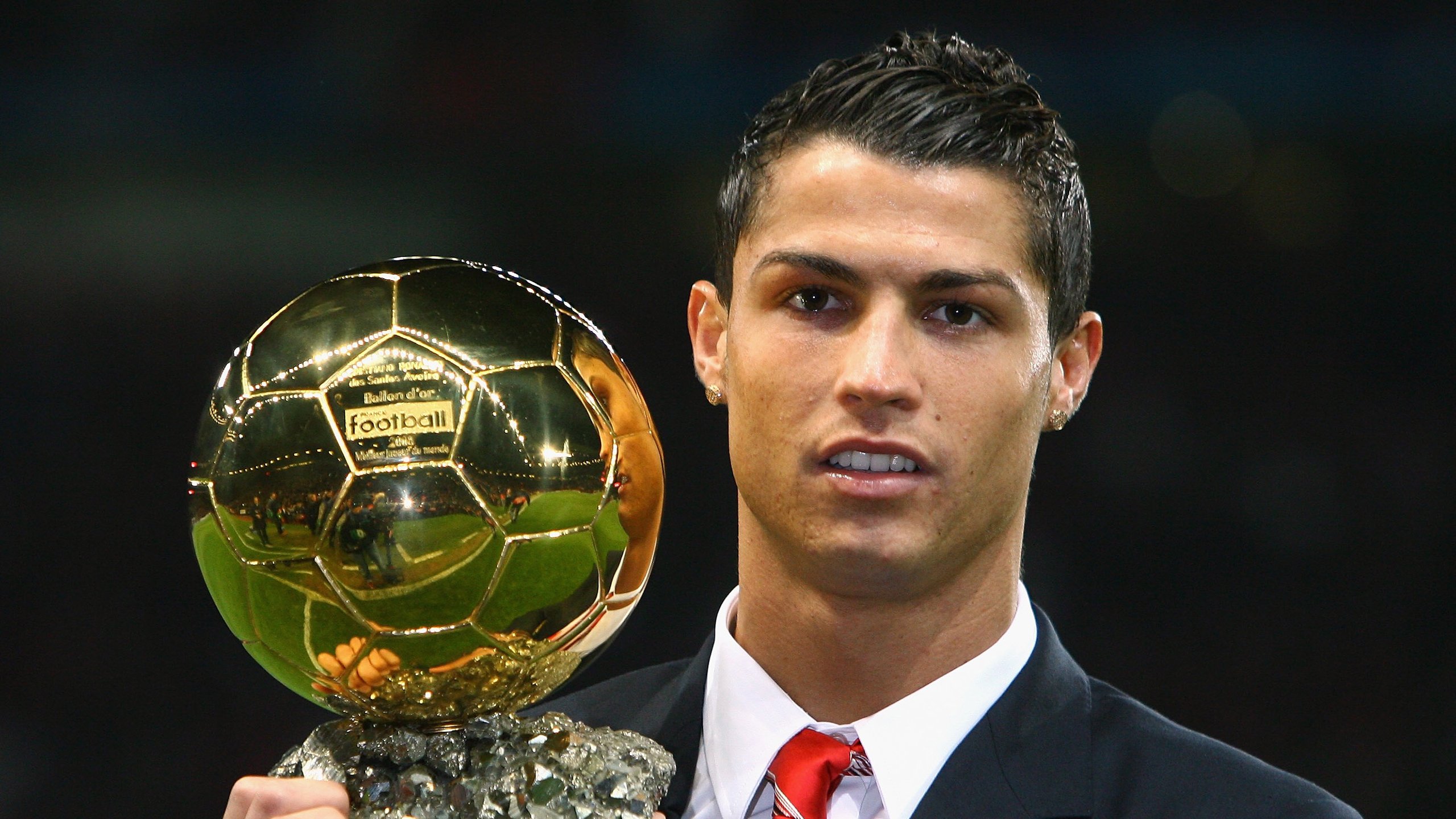 最后时刻的绝杀，阿克头球定乾坤，日本2-1逆转比利亚雷亚尔